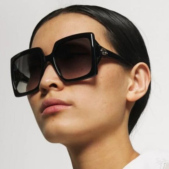 NEW Gucci GG0876S 001 Black Gray Gradient Oversized Women Sunglasses - Picture 1 of 13